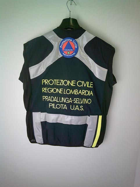 Personalizzazione gilet operativo Protezione Civile con ricami