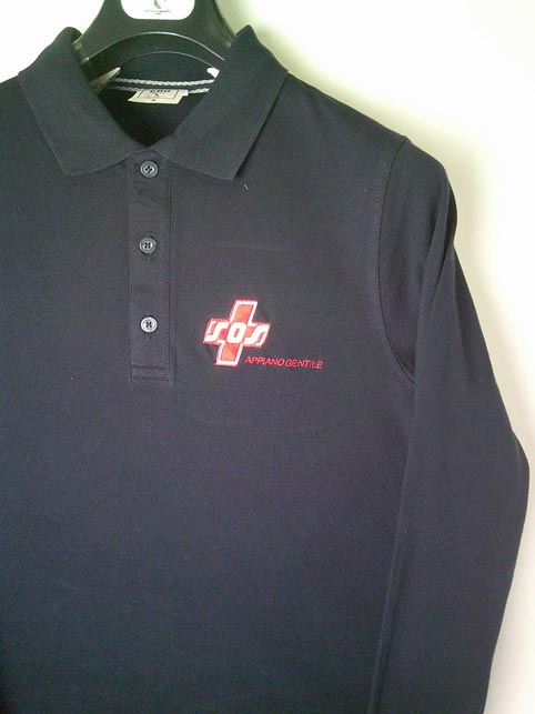 Polo manica lunga con ricamo SOS